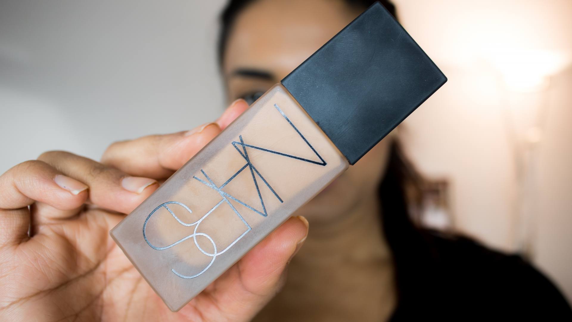 nars all day luminous weightless foundation ceylan